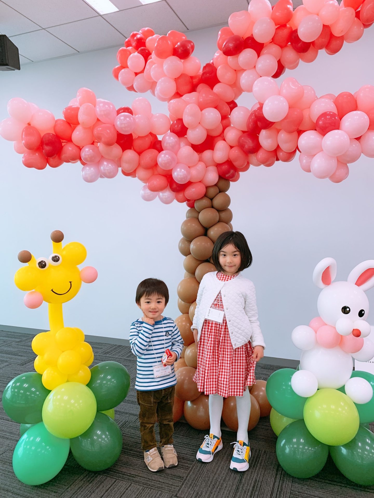 入学式、アニマルのキャラクターバルーン