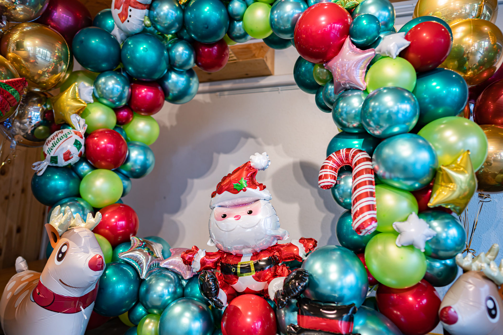 店舗のクリスマスディスプレイ装飾