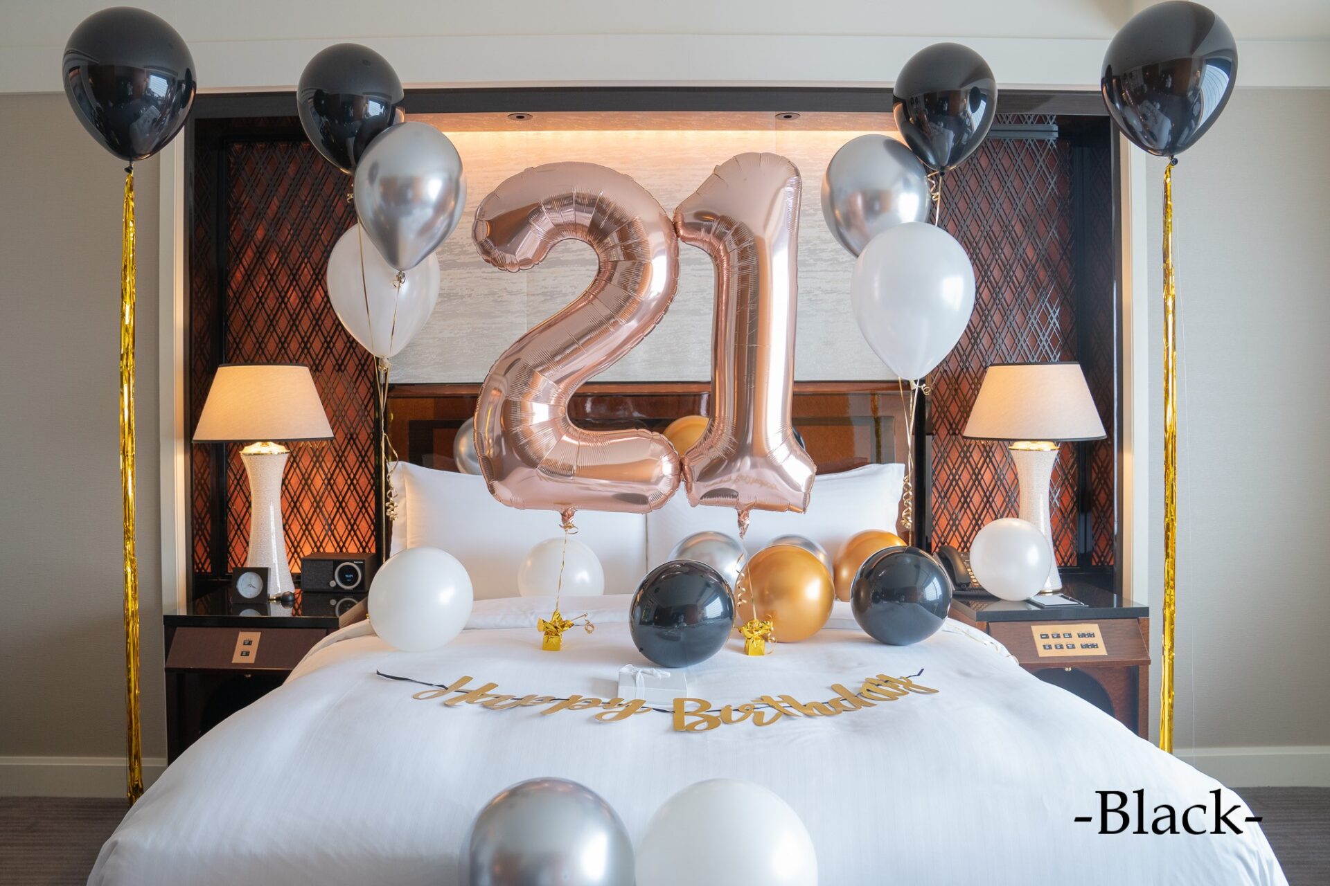 ホテルで彼女にバースデーサプライズバルーン