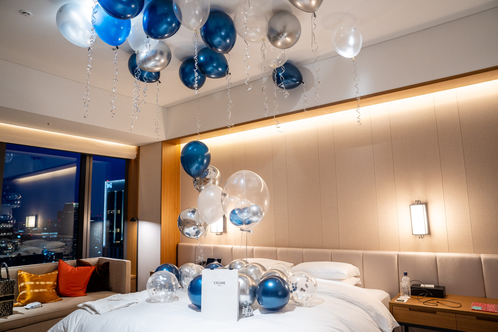 ホテルでお誕生日サプライズ装飾