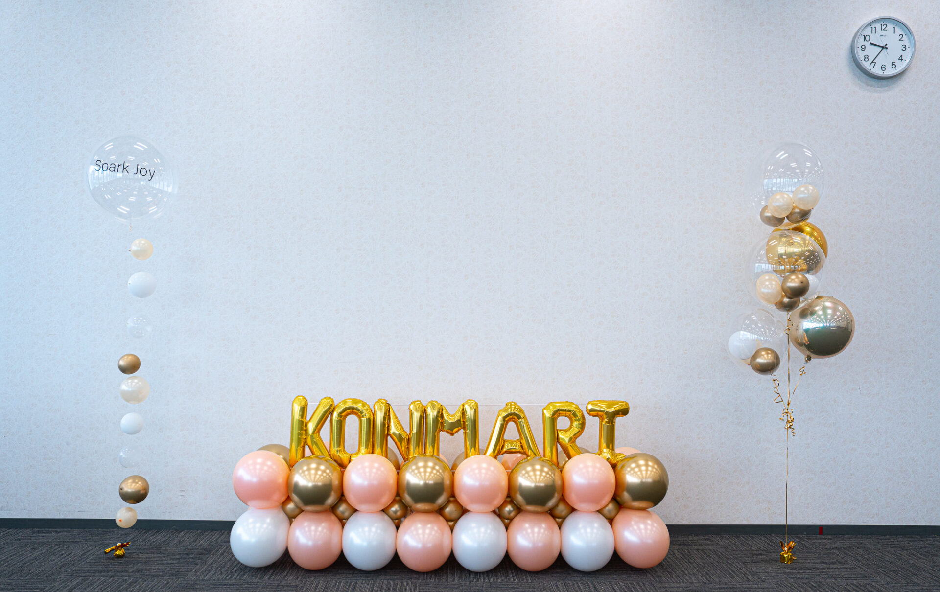 オフィスでパーティー装飾