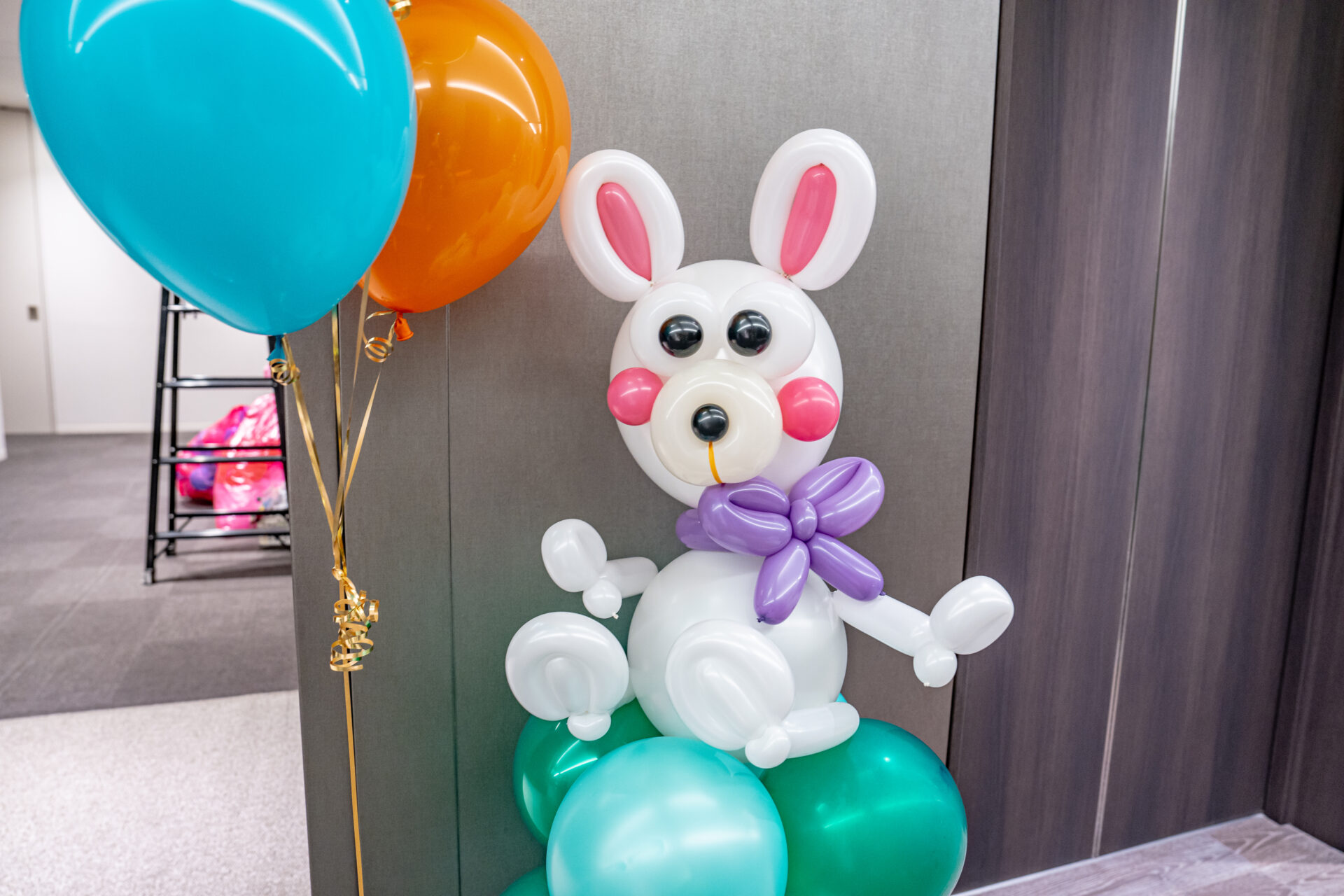 ファミリーデーのうさぎのバルーン