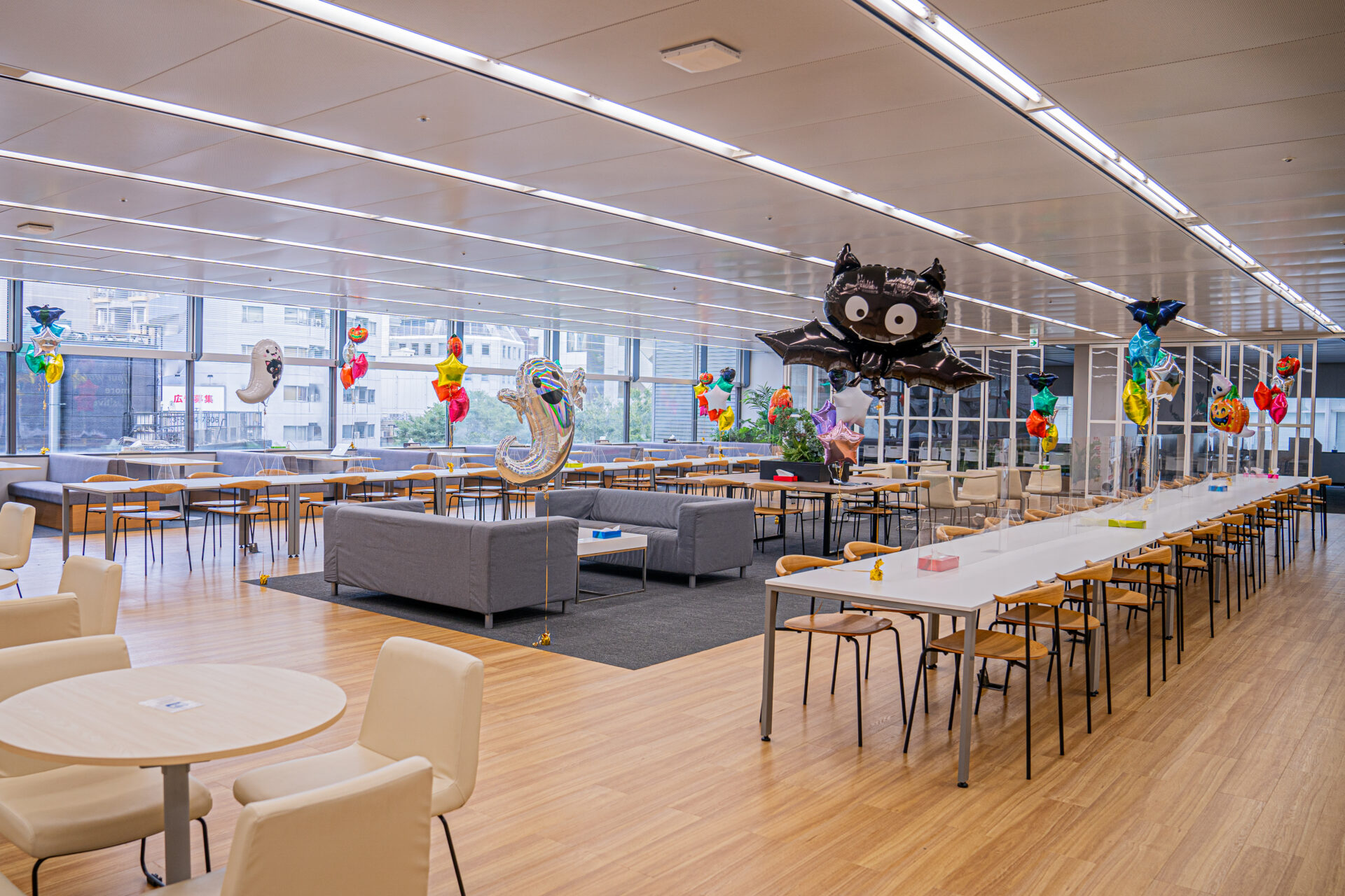 オフィスのハロウィン装飾