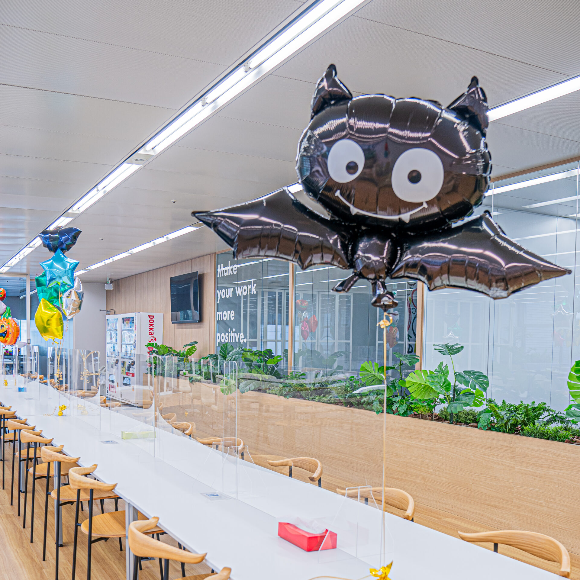 企業のハロウィン装飾