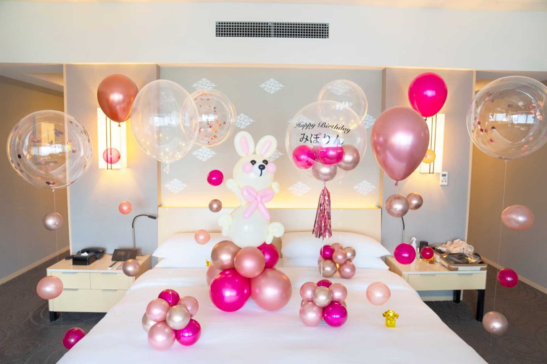 バーズデーサプライズバルーン
