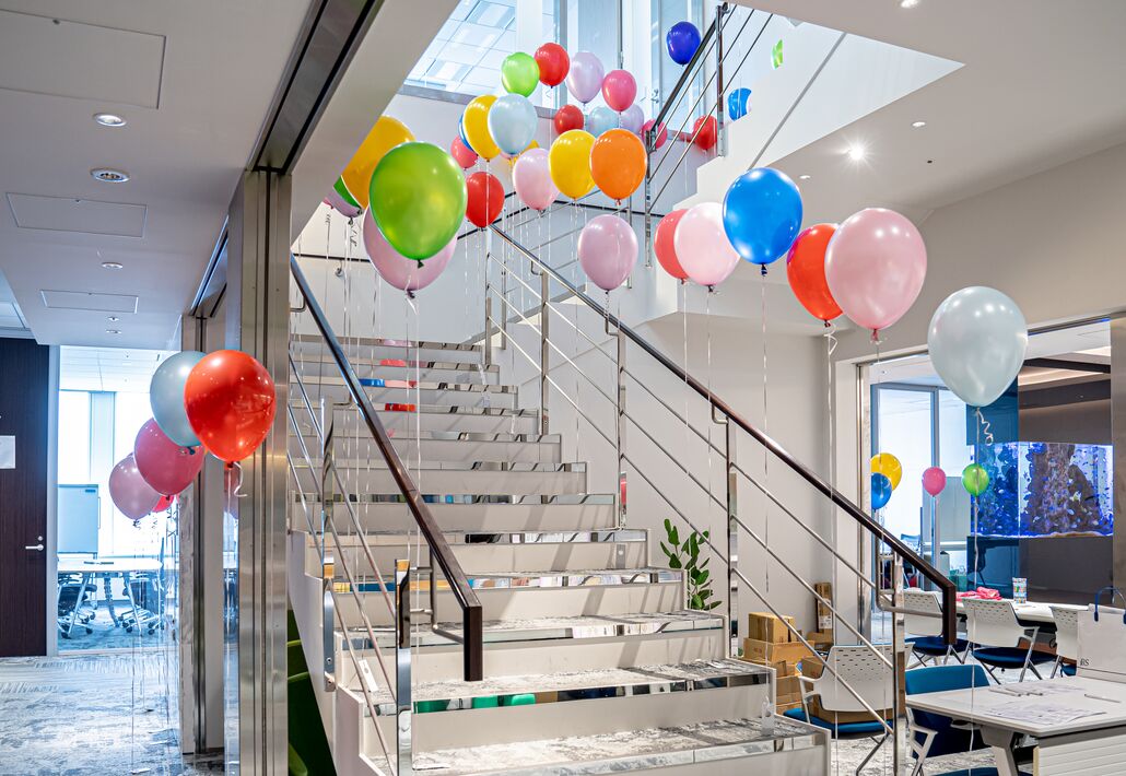 ファミリーデーの階段周り装飾